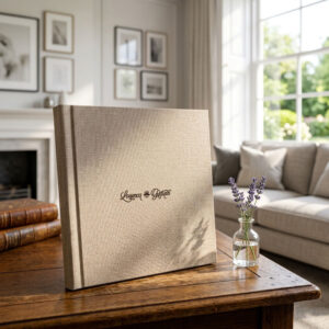 Fotolivro capa em linho personalizado com textura elegante